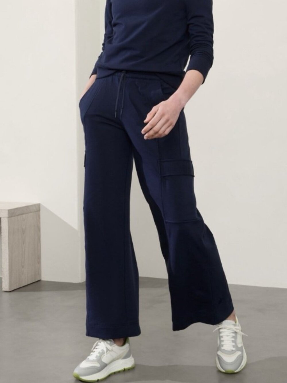 Athleta Retroterry High Rise Wide Leg Cargo Pant Navy Blue XL